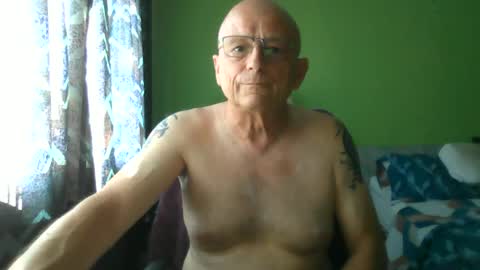 Snapshot of antmatt2025 chatting on 07-10-26, 04:20 antmatt2025 online show from 07-10-26, 04:20