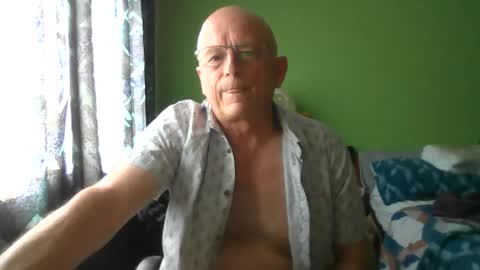 Snapshot of antmatt2025 chatting on 07-22-26, 03:37 antmatt2025 online show from 07-22-26, 03:37