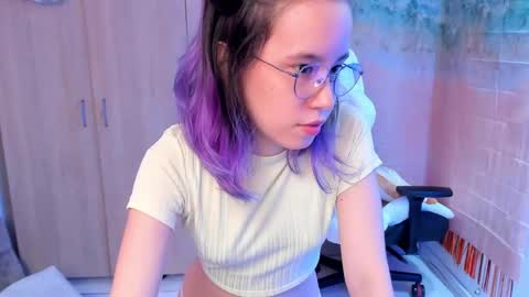Snapshot of anto_sweet18 chatting on 06-02-26, 06:32 My birthday is on december 2nd surprise me with a gift from my amazonlist online show from 06-02-26, 06:32