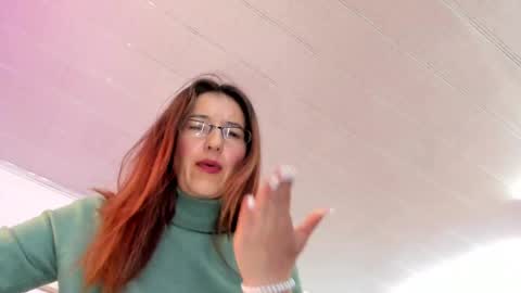 Snapshot of antoneella__ chatting on 03-12-25, 03:18 Antonella online show from 03-12-25, 03:18