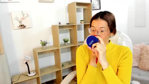 Snapshot of antoneella__ chatting on 09-19-25, 12:17 Antonella online show from 09-19-25, 12:17