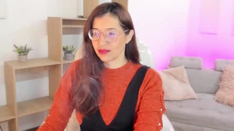 Snapshot of antoneella__ chatting on 09-27-25, 12:21 Antonella online show from 09-27-25, 12:21