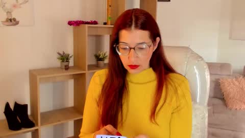 Snapshot of antoneella__ chatting on 10-20-25, 12:16 Antonella online show from 10-20-25, 12:16