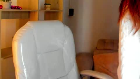 Snapshot of antoneella__ chatting on 11-22-25, 12:15 Antonella online show from 11-22-25, 12:15