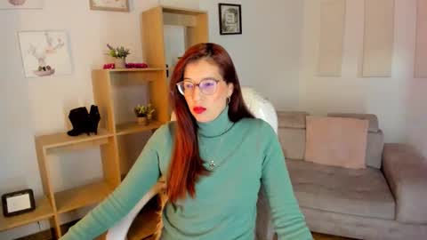 Snapshot of antoneella__ chatting on 11-24-25, 12:16 Antonella online show from 11-24-25, 12:16