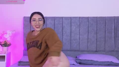 antonella online show from 10-25-25, 07:52