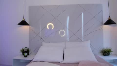 Snapshot of antonella__rouse chatting on 12-01-25, 08:47 Antonella online show from 12-01-25, 08:47