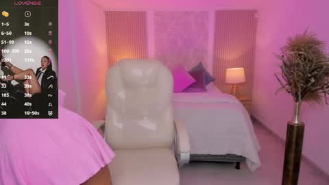  Antonella Grayy  online show from 04-25-26, 11:02