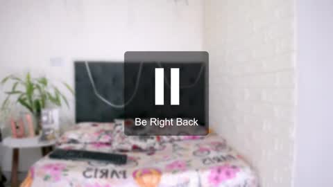 Snapshot of antonella_mcry chatting on 05-19-26, 04:30 antonella online show from 05-19-26, 04:30