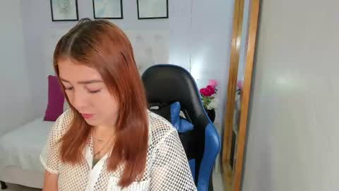 Antonella Moon 7 online show from 07-29-26, 05:00