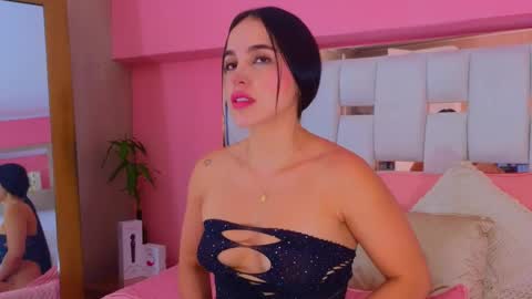 Snapshot of antonellaa_hanks chatting on 02-09-25, 03:12 online show from 02-09-25, 03:12