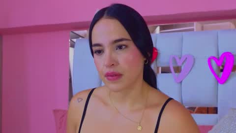 Snapshot of antonellaa_hanks chatting on 03-07-25, 01:18 online show from 03-07-25, 01:18