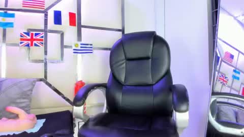 AntonelLaBlazee online show from 06-30-26, 04:13
