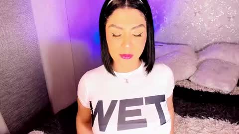 Antonella Ferrer online show from 05-01-26, 03:00