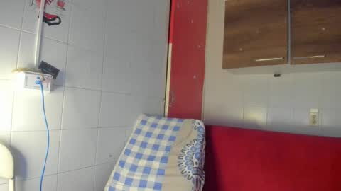 Snapshot of antonellakling_ chatting on 01-11-25, 01:43 ANTONELLA online show from 01-11-25, 01:43