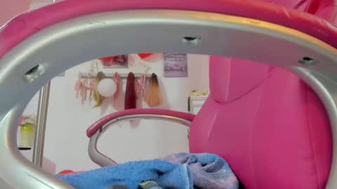 Snapshot of antonellakling_ chatting on 02-26-25, 12:14 ANTONELLA online show from 02-26-25, 12:14