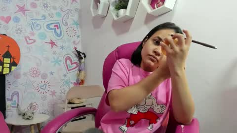 Snapshot of antonellakling_ chatting on 10-09-25, 11:52 ANTONELLA online show from 10-09-25, 11:52