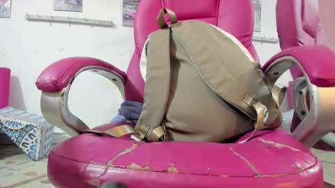 Snapshot of antonellakling_ chatting on 12-05-25, 11:41 ANTONELLA online show from 12-05-25, 11:41