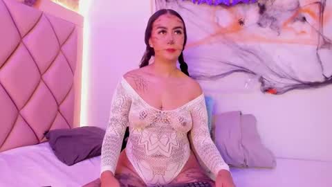 ANTONELLE  online show from 10-30-25, 11:22