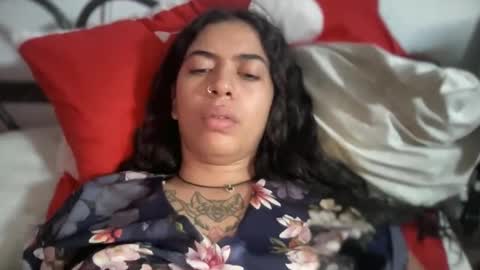 Snapshot of antoniabloom chatting on 09-24-25, 05:00 Antonia online show from 09-24-25, 05:00