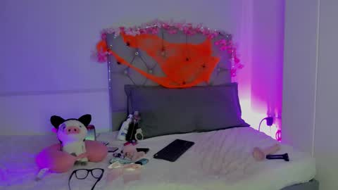 antonieta23 online show from 10-28-25, 07:34