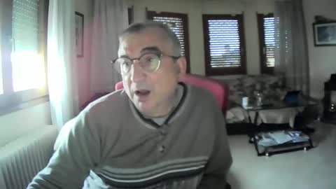 Antonio online show from 01-06-25, 10:57