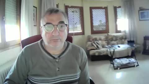 Antonio online show from 01-11-25, 01:32