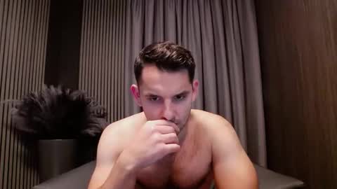 HI My name is Antonio online show from 12-17-25, 08:15