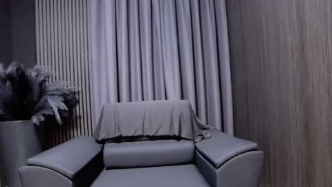 HI My name is Antonio online show from 04-18-26, 06:45