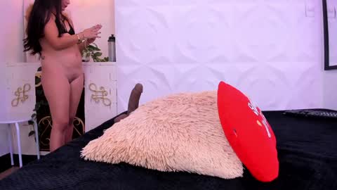 Snapshot of antonnella_lopez chatting on 02-01-25, 12:40 Anto online show from 02-01-25, 12:40