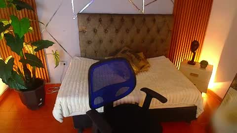 Antonella online show from 04-29-26, 06:39