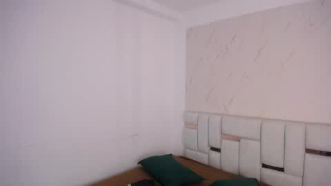 antony_d_ossa online show from 06-01-26, 07:37