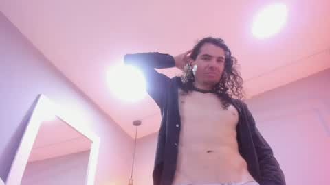 Antony Stone online show from 07-25-26, 01:41