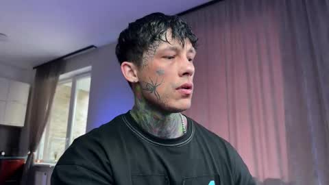 Tom online show from 03-10-26, 07:13