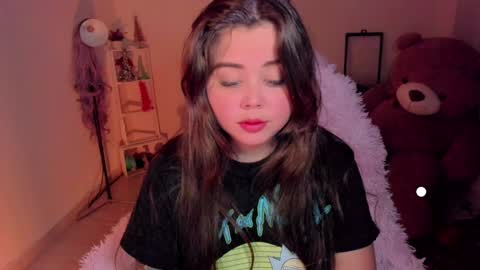   Independent model  online show from 01-13-25, 02:39