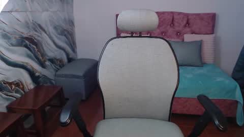 Snapshot of any_mars chatting on 06-09-26, 12:28 any online show from 06-09-26, 12:28