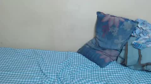 Snapshot of anya_h chatting on 07-12-26, 01:07 Gracious online show from 07-12-26, 01:07