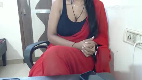 Snapshot of anya_kapoor chatting on 09-29-25, 12:10 anya kapoor no face online show from 09-29-25, 12:10