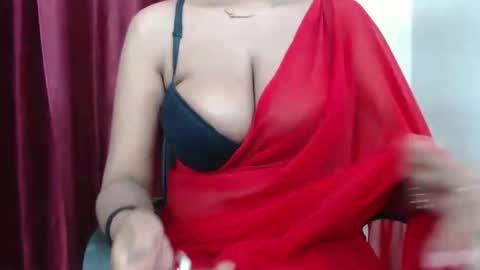 Snapshot of anya_kapoor chatting on 12-02-25, 12:54 anya kapoor no face online show from 12-02-25, 12:54