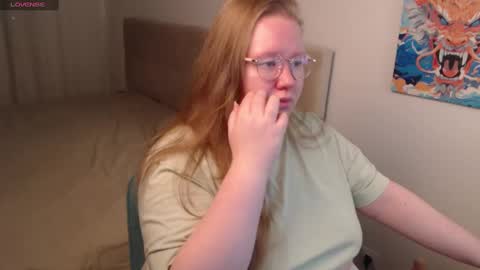 Snapshot of anya_muna chatting on 12-17-24, 08:43 Anya Muna online show from 12-17-24, 08:43