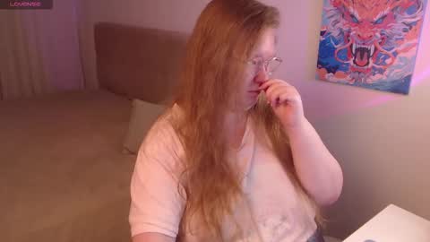 Snapshot of anya_muna chatting on 09-30-25, 06:57 Anya Muna online show from 09-30-25, 06:57