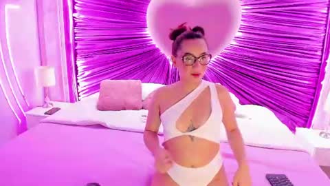 anya_shaffer online show from 07-14-26, 03:00