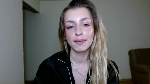 Anya online show from 04-22-26, 07:37