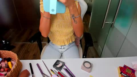 Anya online show from 06-08-26, 11:32
