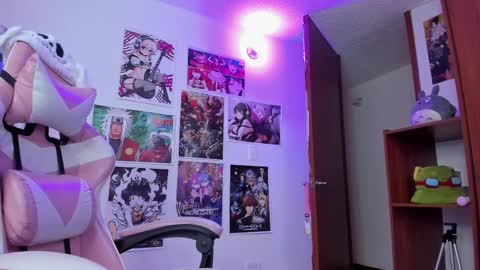 Any online show from 03-11-25, 07:26