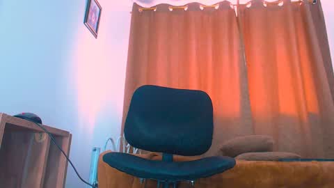 angel online show from 02-01-25, 04:44