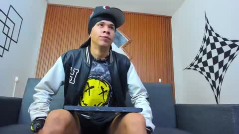 Snapshot of anyelo_sexyhot chatting on 01-19-25, 12:06 anyelo_sexyhot online show from 01-19-25, 12:06