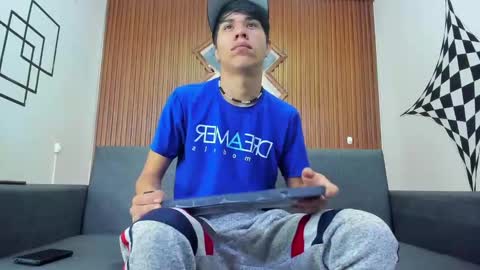 Snapshot of anyelo_sexyhot chatting on 01-22-25, 12:49 anyelo_sexyhot online show from 01-22-25, 12:49