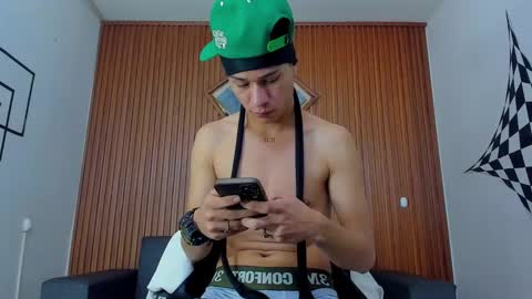 Snapshot of anyelo_sexyhot chatting on 02-19-25, 12:55 anyelo_sexyhot online show from 02-19-25, 12:55