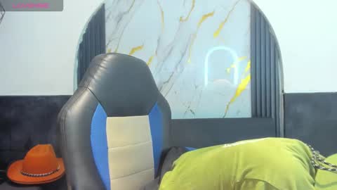 Snapshot of anyelo_sexyhot chatting on 09-12-25, 12:05 anyelo_sexyhot online show from 09-12-25, 12:05